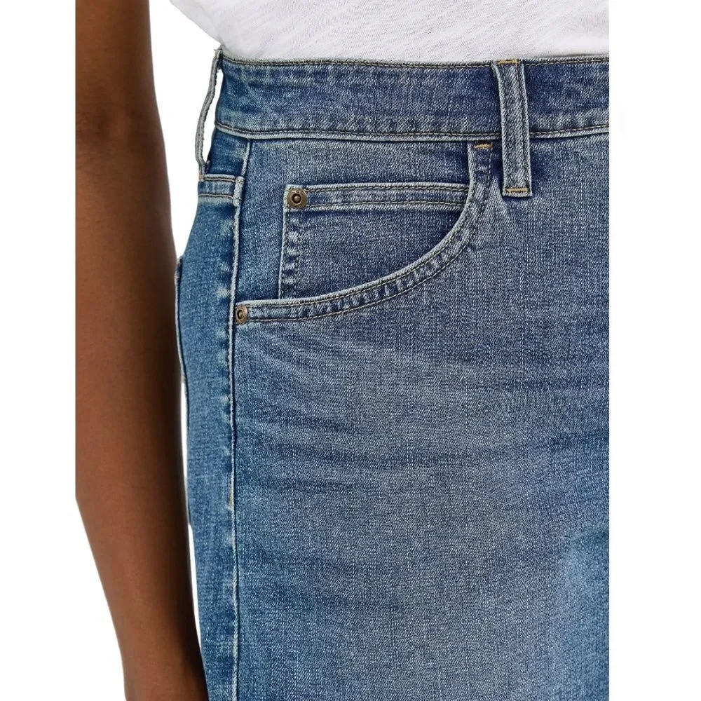 Women’s Lee A-Line Denim Short Size 18